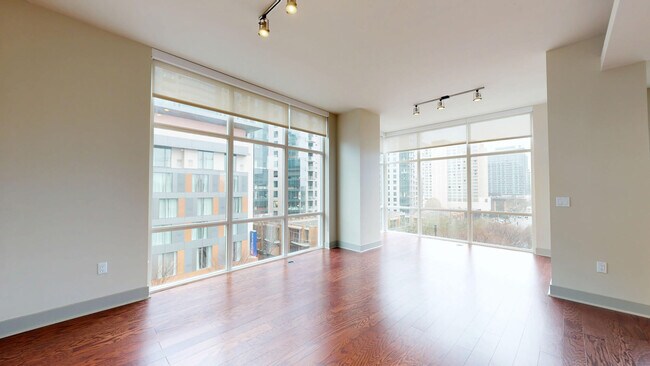 Interior Photo - Ashton Bellevue