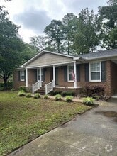 Building Photo - 1508 Boyette Dr