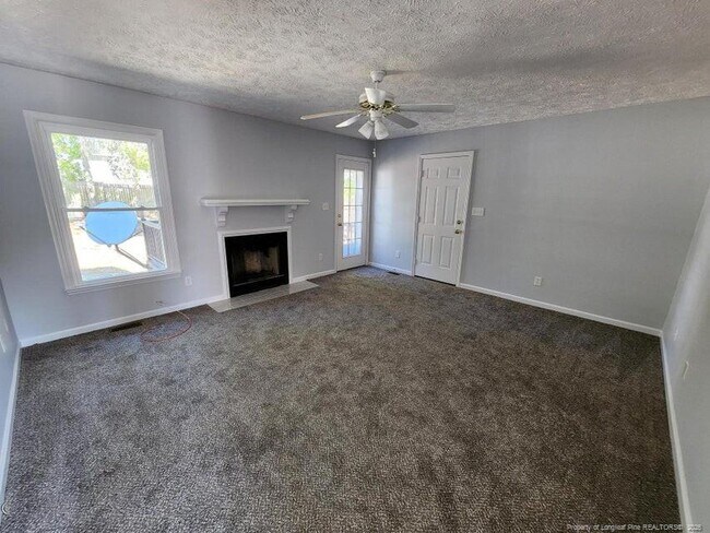 Foto del edificio - 3550 Lubbock Dr