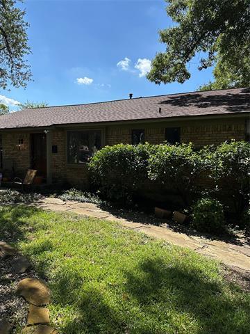 Foto del edificio - 9703 Elmcrest Dr
