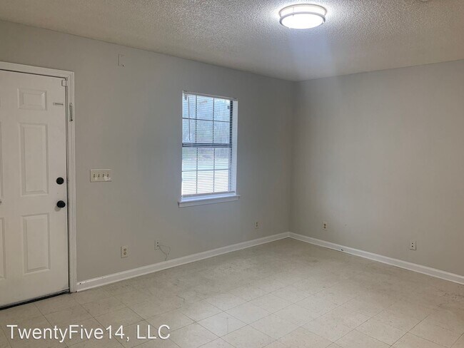 Building Photo - 3 br, 1 bath House - 805 N Street