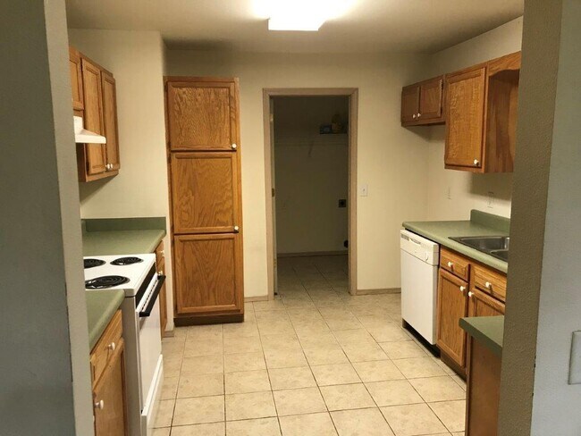 Foto del edificio - 2703 SW Huron Ct