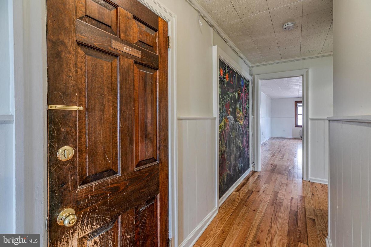 833 Haddon Ave, Collingswood, NJ 08108 Room for Rent in Collingswood