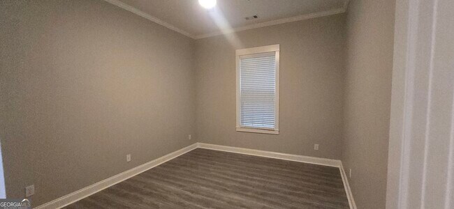 Foto del edificio - 5715 Southcrest Ln