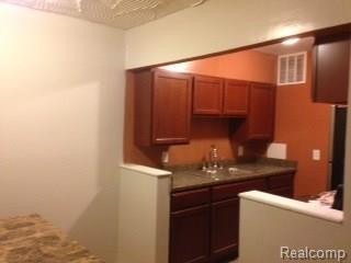 Foto del edificio - 9590 Whittier Ave