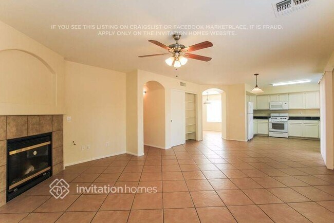 Building Photo - 12642 W Pasadena Ave