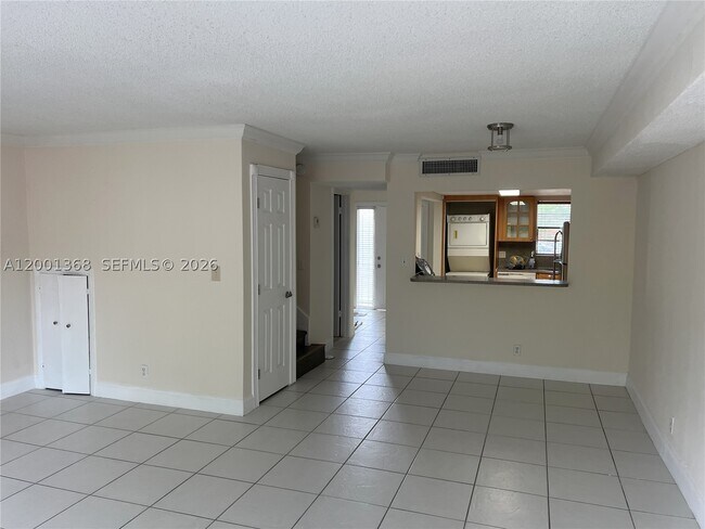Foto del edificio - 3750 NW 115th Way