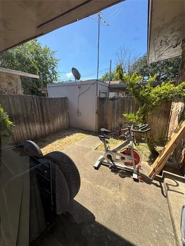 Foto del edificio - 13422 Blossomheath Ln