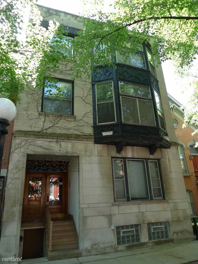 1936 N Mohawk St, Chicago, IL 60614 Condo for Rent in Chicago, IL