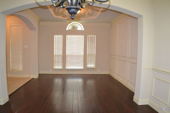 Building Photo - 6 Bed 4 Bath House for Lease - Plano - GOOD LOCATION!