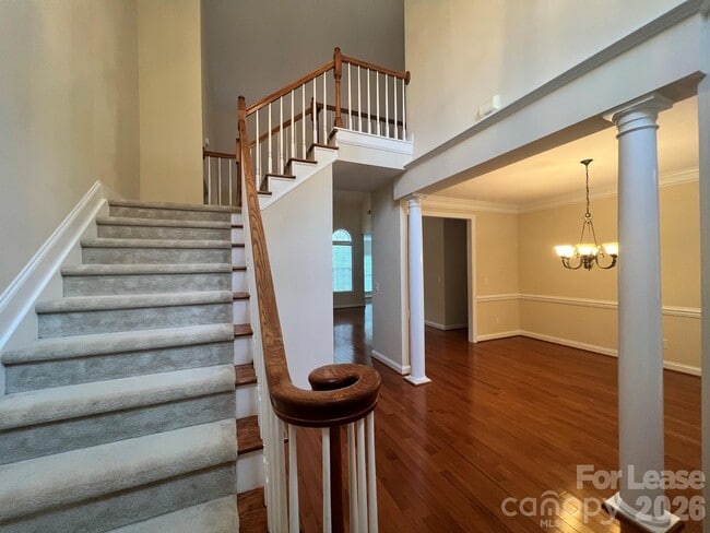 Foto del edificio - 353 E Waterlynn Rd