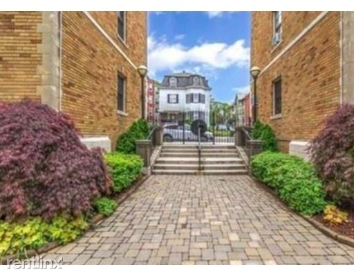 Primary Photo - 850 Massachusetts Ave