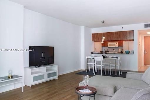 Foto principal - 1200 Brickell Bay Dr