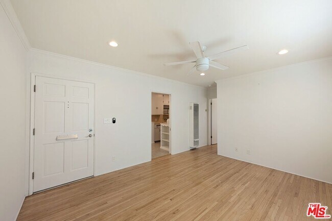 Foto del edificio - 729 9th St