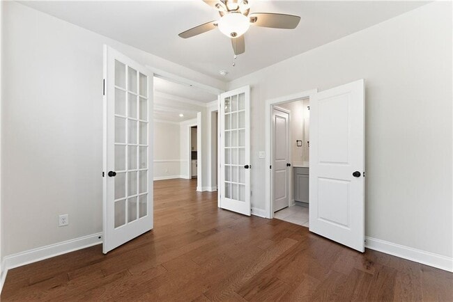 Building Photo - 5004 Bellmoore Park Ln