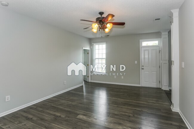 Building Photo - 2716 Brahman Meadows Ln