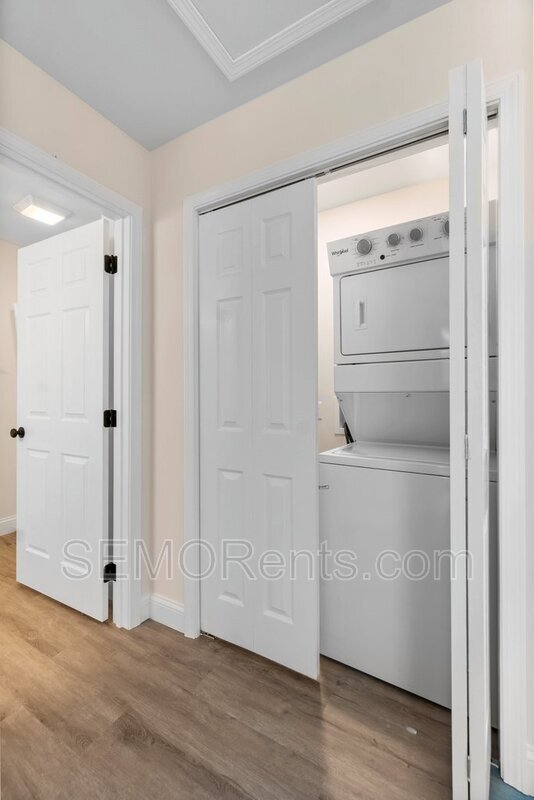 Building Photo - 176 Highland Hls