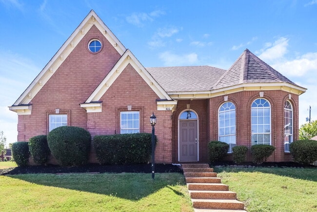 Building Photo - 4011 Chesapeake Way