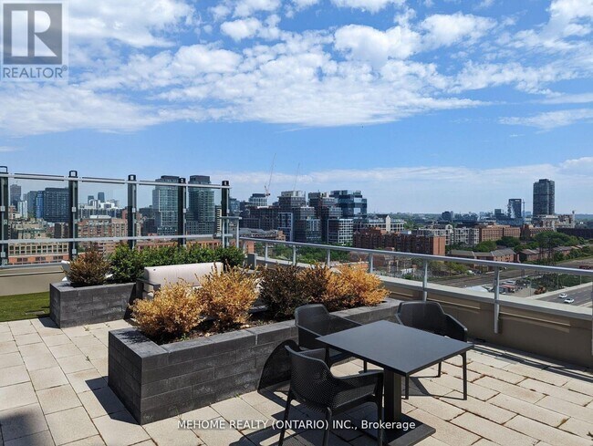 Building Photo - 15 Lower Jarvis St