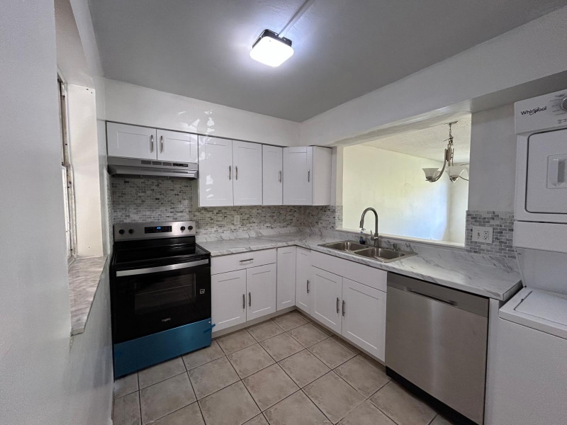 Photo - 7503 NW 44th Ct (Coral Springs, FL)