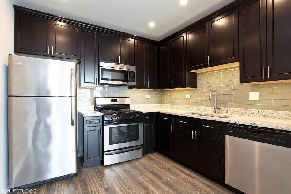 Deerfield Village Centre Rentals Deerfield, IL