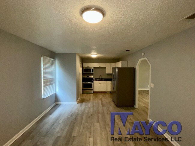 Foto del edificio - 3 bedroom remodeled home in Southern Hills!