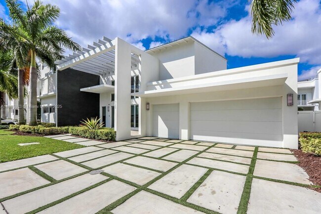 Foto del edificio - 3402 NW 83rd St