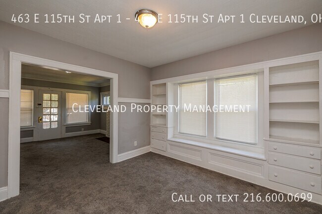 Foto del edificio - Renovated Cleveland Quadplex