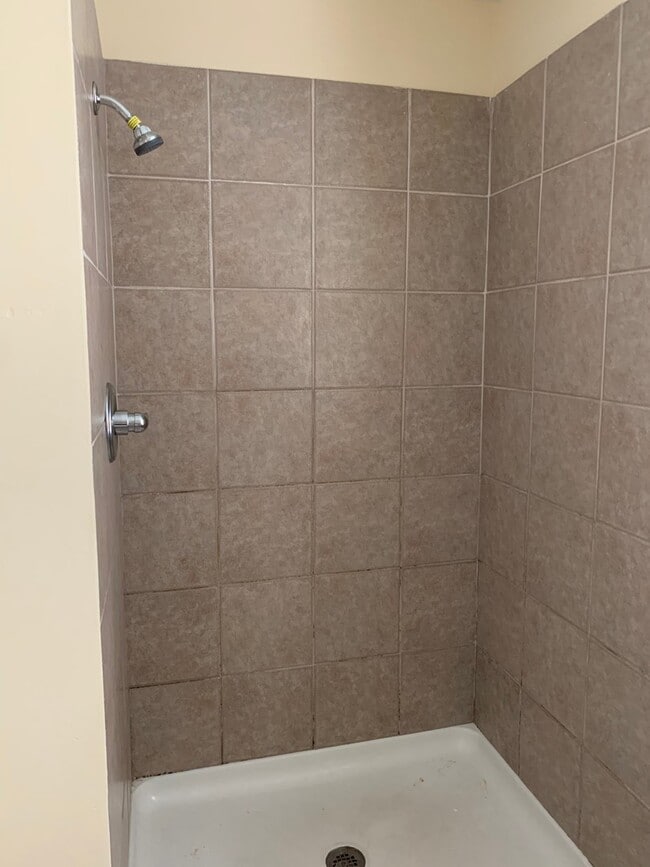 Foto del edificio - 1849 Willington St