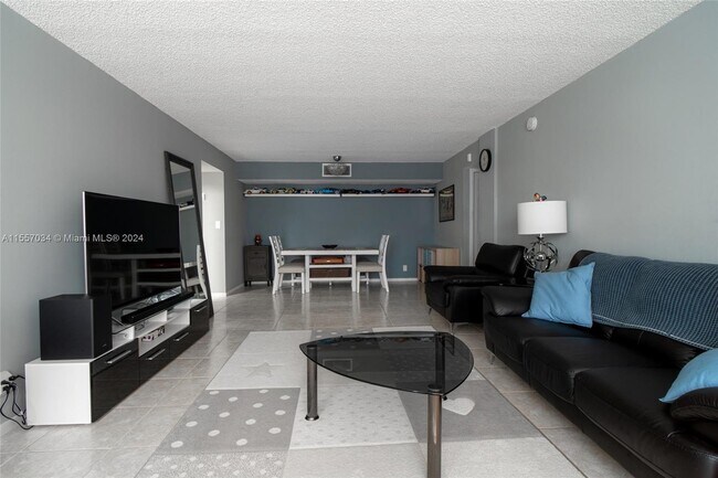 Foto del edificio - 2001 Atlantic Shores Blvd