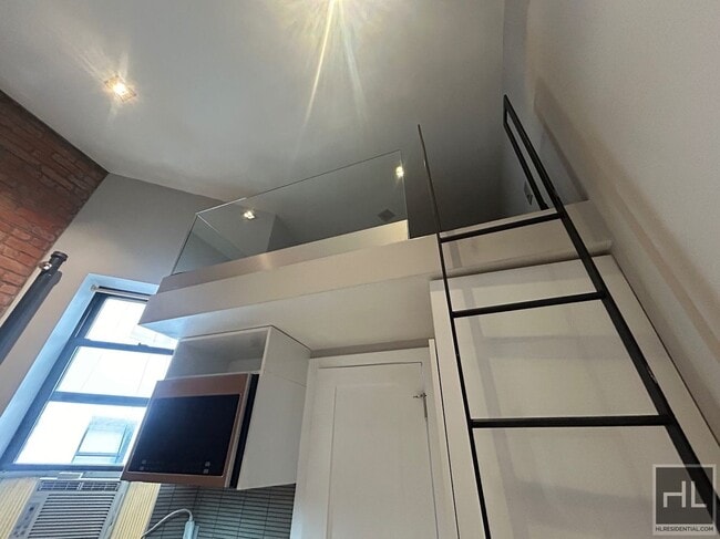 Building Photo - West 51st Street