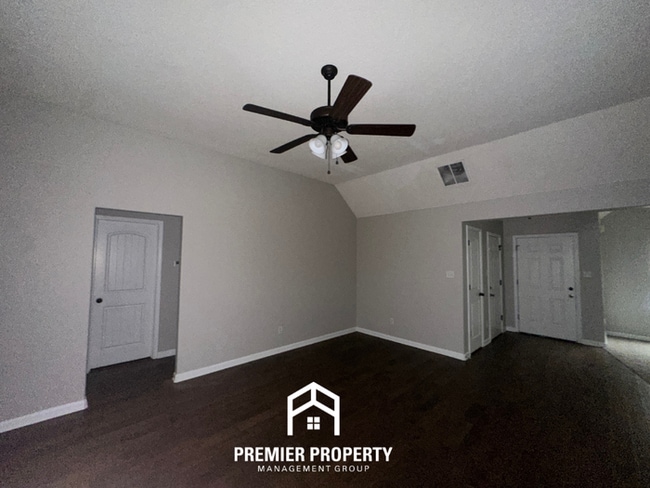 Building Photo - 9292 Acadia Pl