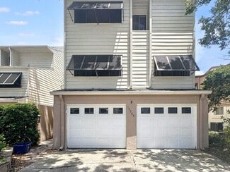 Building Photo - 13963 Lake Point Dr