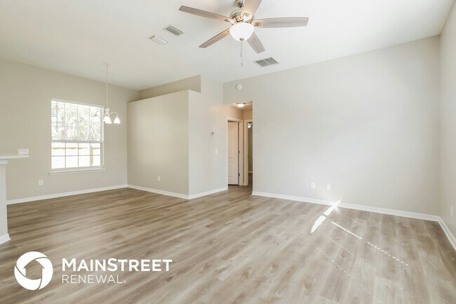 Foto del edificio - 625 S Brevard St