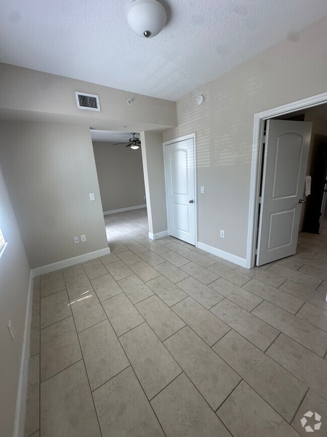 Building Photo - 13712 SW 169th Ln
