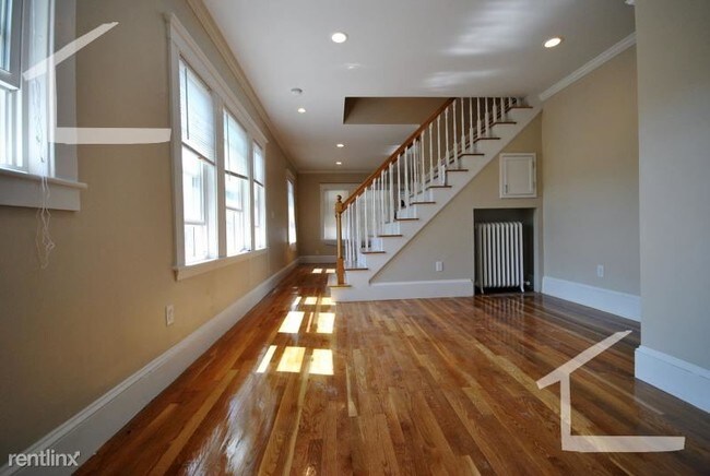 Building Photo - 4 br, 2 bath House - 20 Tip Top St # 2A