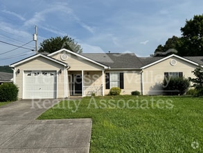 Building Photo - 8553 Wisteria Way