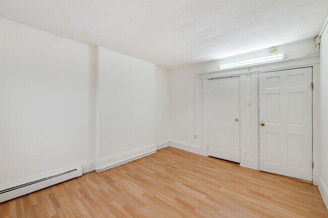 Foto del edificio - 572 West Side Ave