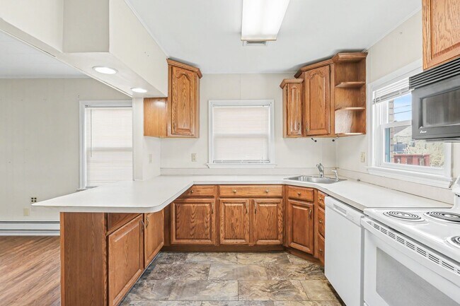 Foto del edificio - Two bedroom, one bathroom house in Susquehanna Twp.