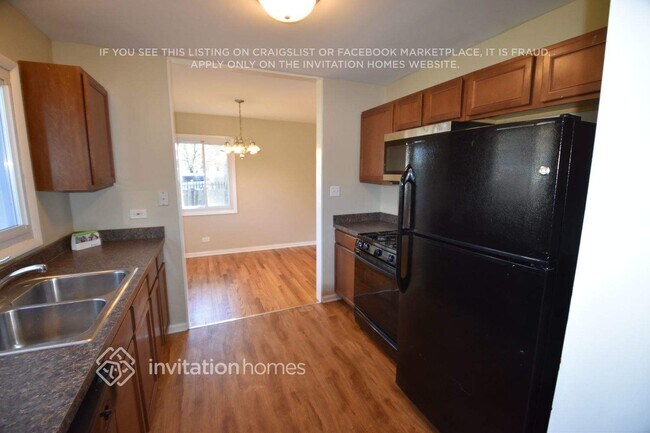 Foto del edificio - 724 W James St