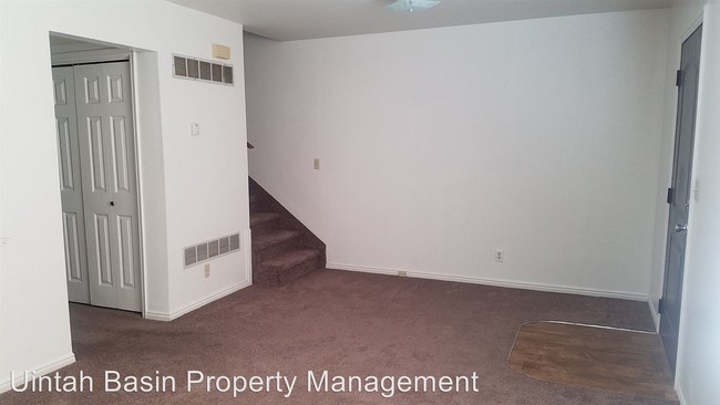 Building Photo - 1546 W 300 S