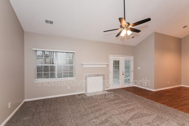 Building Photo - 11331 Clayford Ridge