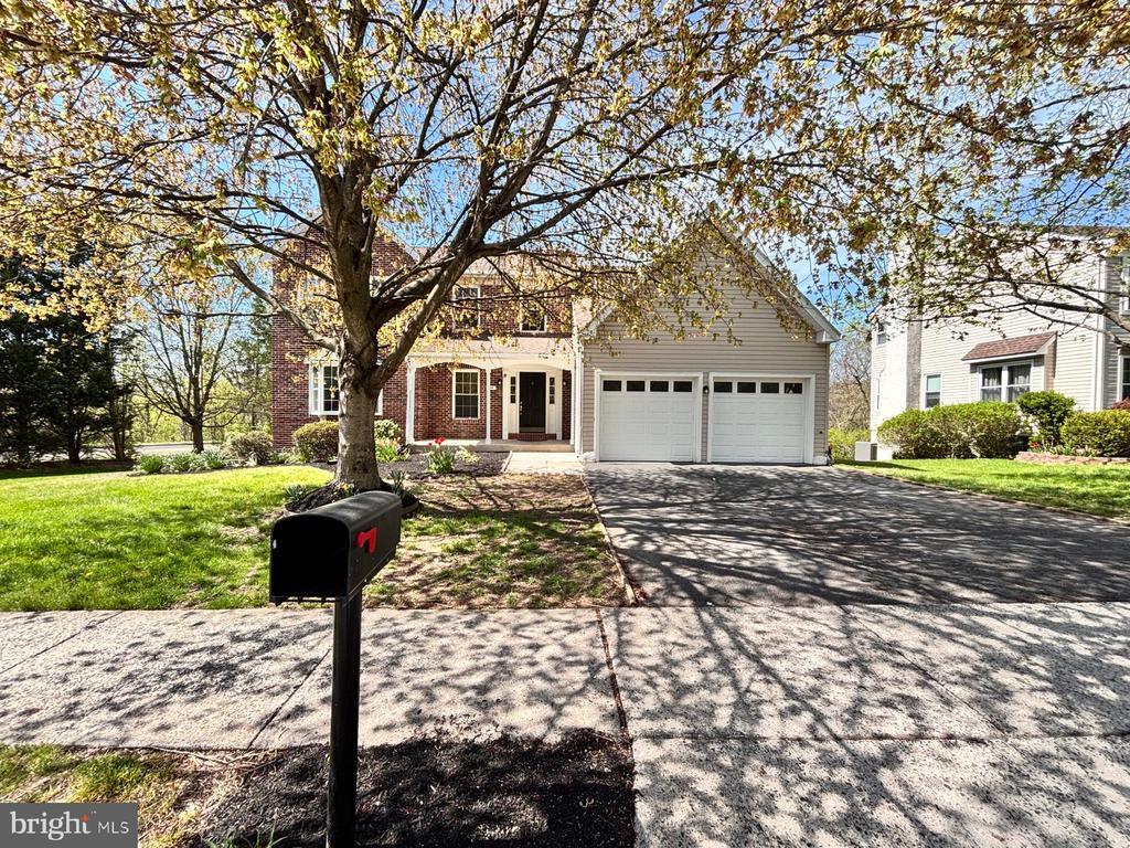 Primary Photo - 34 Ironwood Dr