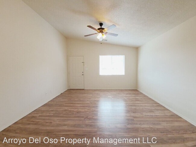 Foto del edificio - 3 br, 2 bath House - 621 Desert Senna Avenue