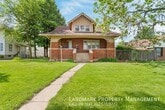 Primary Photo - 320 W 16th St