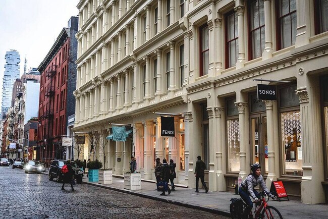 Foto del edificio - 127 Spring St