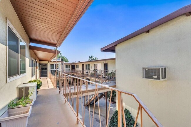 Foto del edificio - 4133 La Crescenta Ave