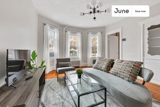 Building Photo - 29 Craigie St
