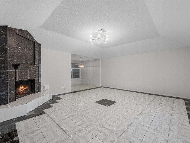 Building Photo - 7234 Lost Fable Ln