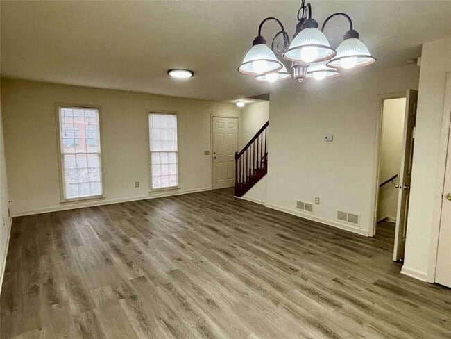 Foto del edificio - 5296 Weyden Trail